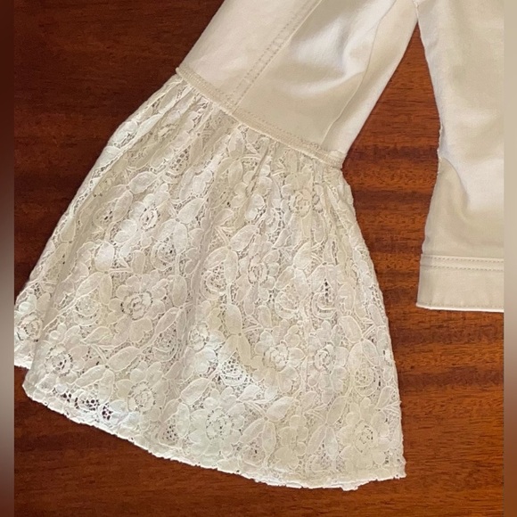 Woman BOSTON PROPER Ivory lace beaded Embellished Denim jacket XS - Picture 10 of 14